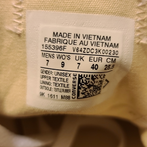 Converse Unisex Sneakers - Picture 5 of 5